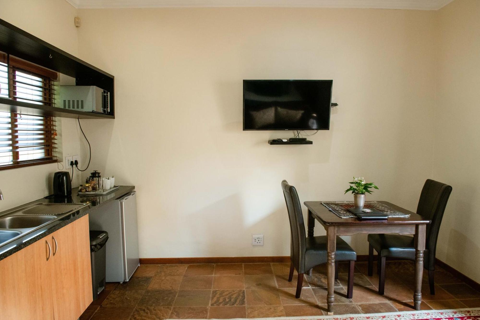 37 On Charles Hotel Pretoria-Noord Kültér fotó